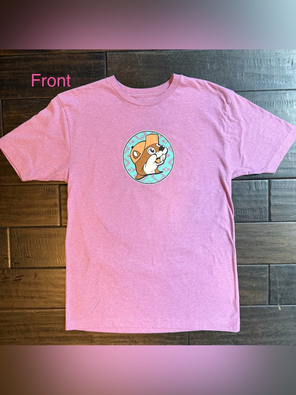 STUCK ON BUC-EE’S Pink Crewneck T-shirt
Graphic Tee Size M #Buc00002